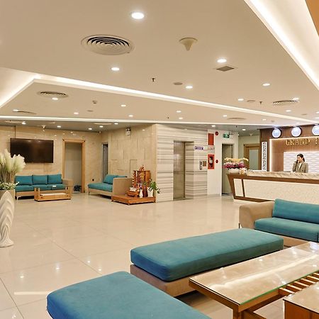 Grand Jeep Hotel Da Nang Buitenkant foto