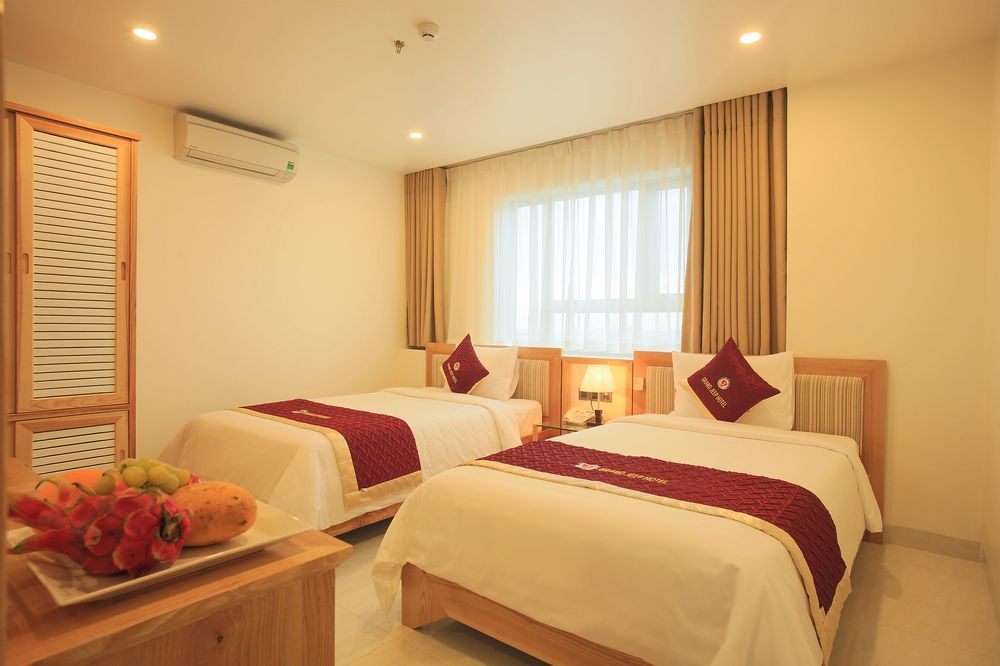Grand Jeep Hotel Da Nang Buitenkant foto