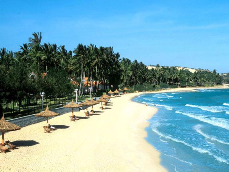 Grand Jeep Hotel Da Nang Buitenkant foto